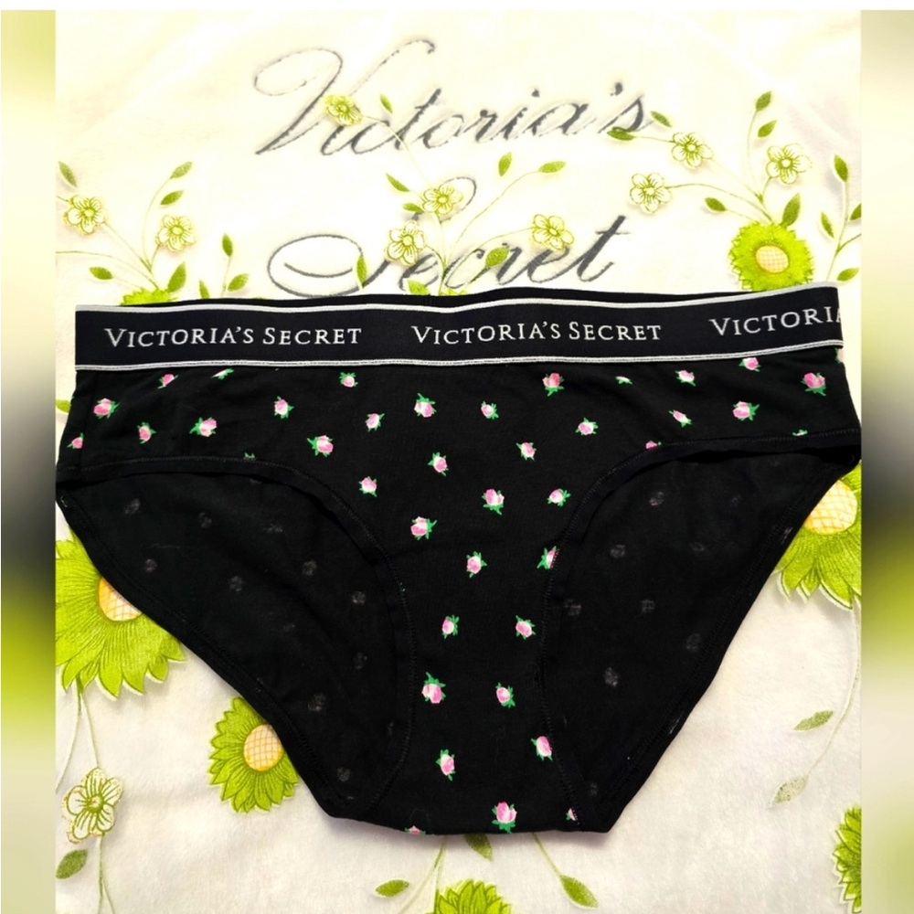 Victoria’s Secret Hiphugger 6/$60